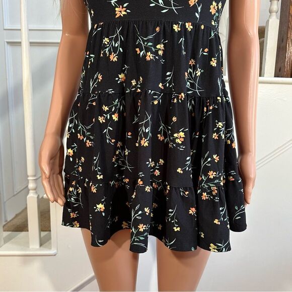 Black floral summer dress - Picture 3 of 10